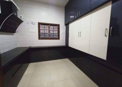 Customized modular kitchen solutions by Narasimha Interior Decorators in Madipakkam